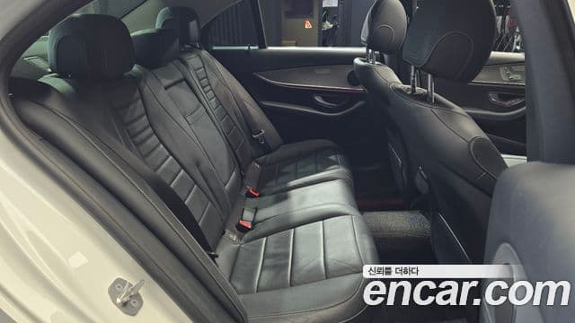 Mercedes-Benz E-класс W213 Avantgarde, 2017 12