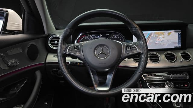 Mercedes-Benz E-класс W213 Avantgarde, 2017 13