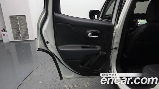 Jeep Renegade 2.4 Limited, 2021 17