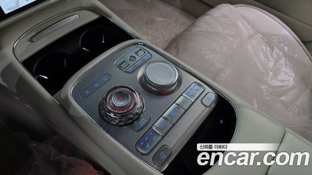 Genesis G90 (RS4) бензин 3.5 турбо AWD, 2023 9