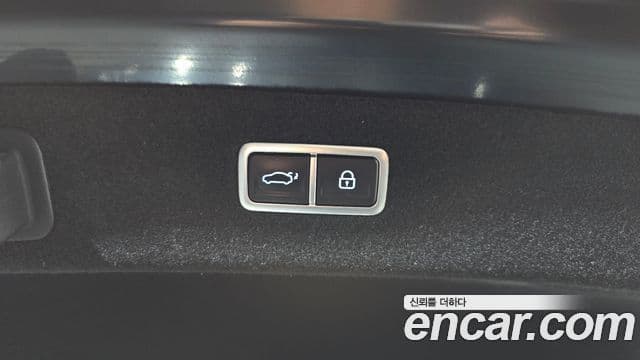 Genesis G90 (RS4) бензин 3.5 турбо AWD, 2023 20