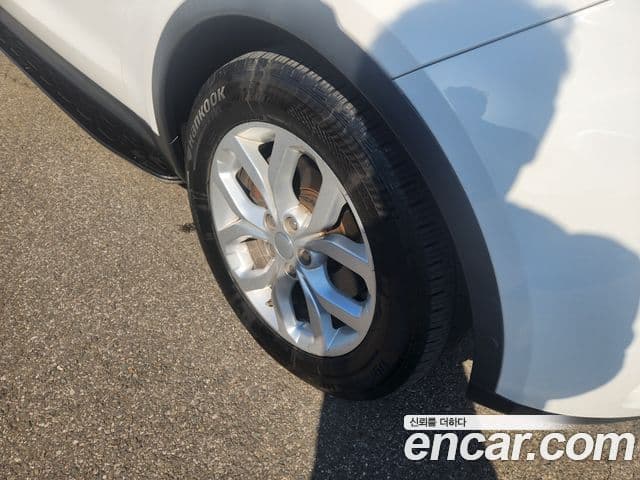 Land Rover Discovery 5 2.0 SD4 SE, 2019 8