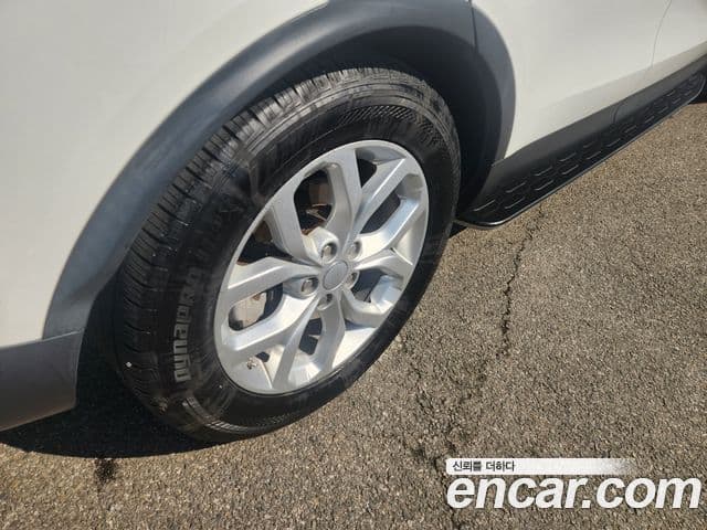 Land Rover Discovery 5 2.0 SD4 SE, 2019 10