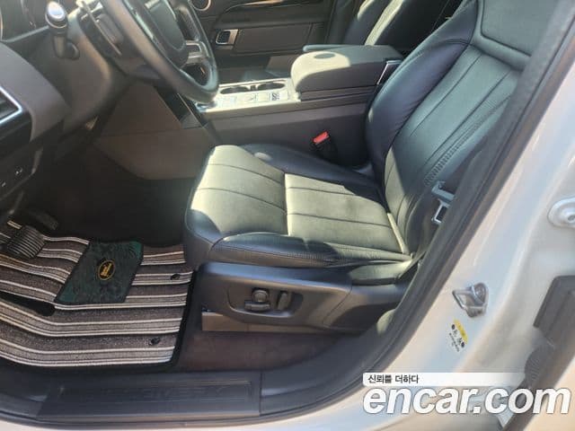 Land Rover Discovery 5 2.0 SD4 SE, 2019 18