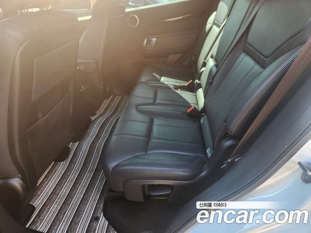 Land Rover Discovery 5 2.0 SD4 SE, 2019 19