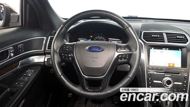Ford Explorer 5세대, 2018 13