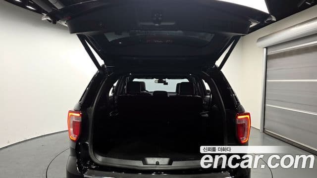 Ford Explorer 5세대, 2018 20