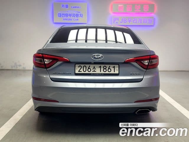 Hyundai LF Sonata 2.0 Smart, 2015 4