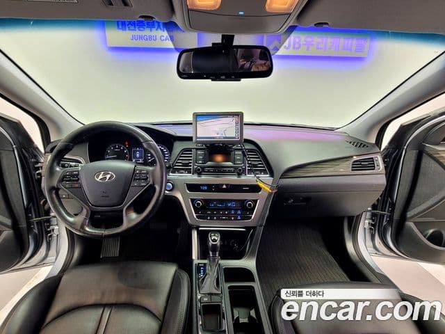 Hyundai LF Sonata 2.0 Smart, 2015 11