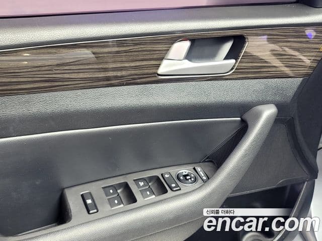 Hyundai LF Sonata 2.0 Smart, 2015 17