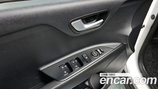 Kia Stonic Prestige, 2019 18