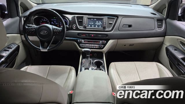 Kia The / новый New Carnival VIP, 2020 7