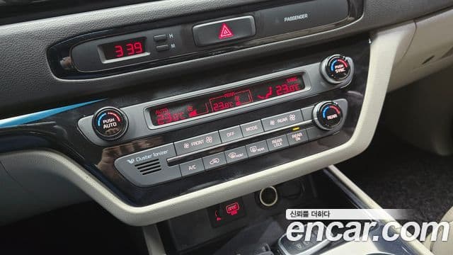 Kia The / новый New Carnival VIP, 2020 18