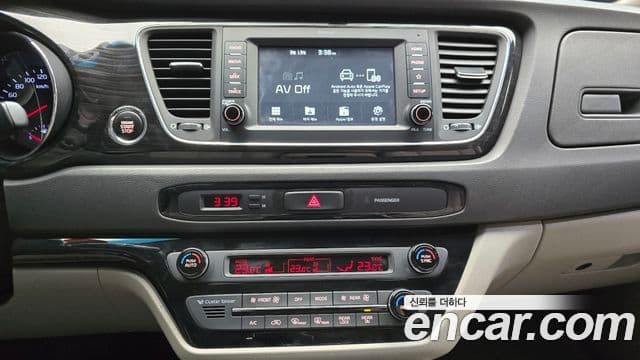 Kia The / новый New Carnival VIP, 2020 19