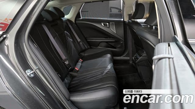 Kia The / новый New K8 Noblesse, 2025 12