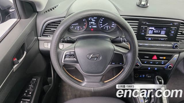 Hyundai Avante AD 1.6 LPI Style(арендный автомобиль), 2017 13