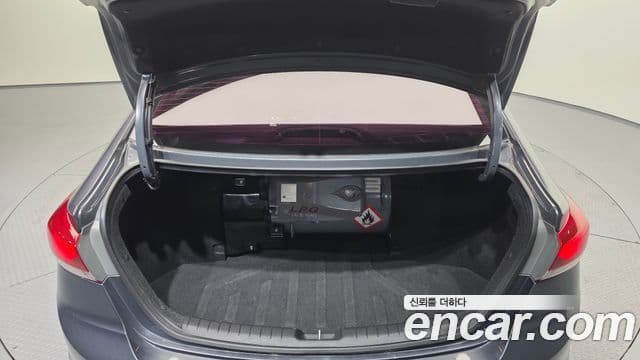 Hyundai Avante AD 1.6 LPI Style(арендный автомобиль), 2017 20