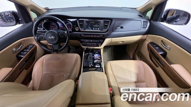 Kia All New Carnival Prestige, 2015 7