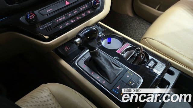 Kia All New Carnival Prestige, 2015 9