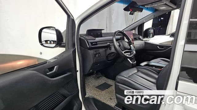 Hyundai Staria Modern, 2022 10