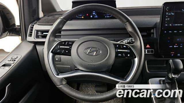 Hyundai Staria Modern, 2022 13