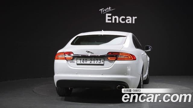 Jaguar New XF X250, 2013 4