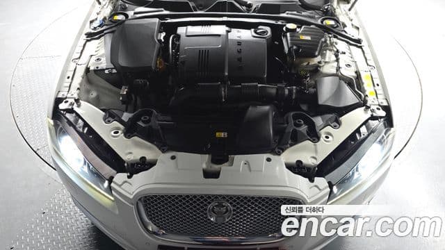 Jaguar New XF X250, 2013 6