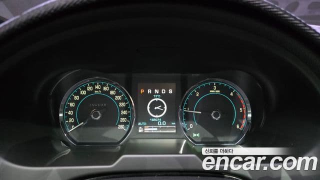 Jaguar New XF X250, 2013 8