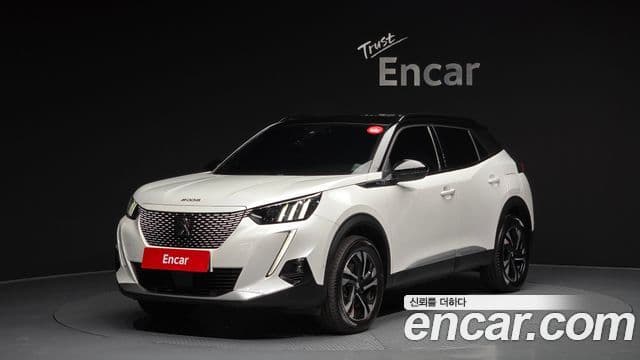 Peugeot e-2008 2세대 EV GT, 2021 1