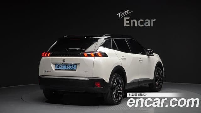 Peugeot e-2008 2세대 EV GT, 2021 2