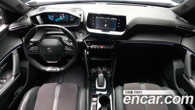 Peugeot e-2008 2세대 EV GT, 2021 7