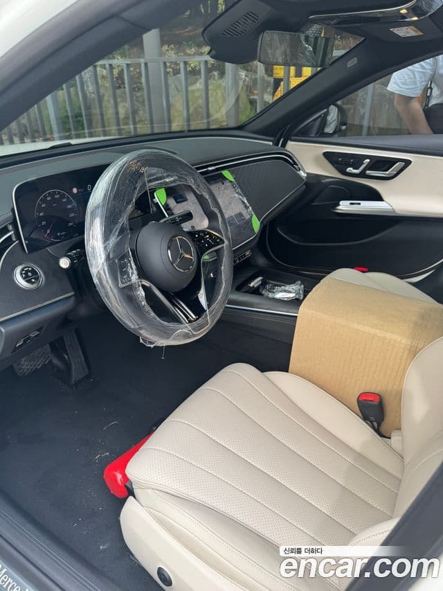 Mercedes-Benz E-класс W214 Avantgarde, 2025 4