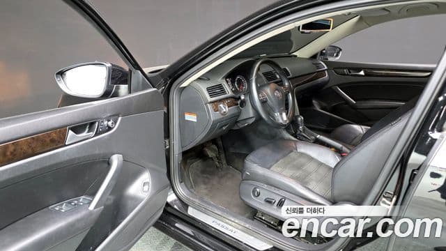 Volkswagen The / новый New Passat B7, 2015 10