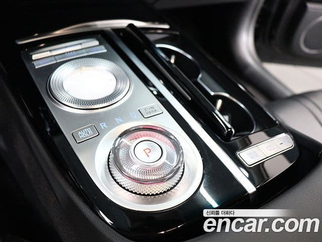 Genesis G80 (RG3) бензин 2.5 турбо AWD, 2022 10