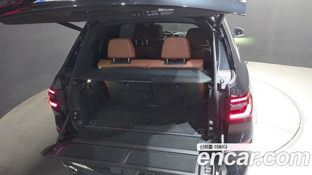 BMW X7 (G07) xDrive 40i M Sport 6인승, 2025 20