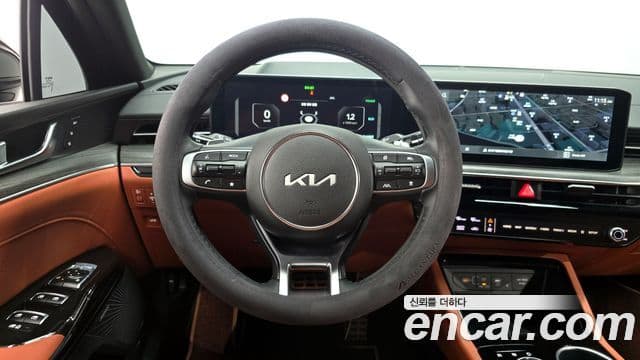 Kia The / новый New K5 гибрид 3세대 Signature, 2024 13
