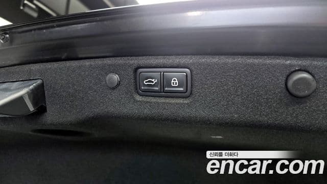 Kia The / новый New K5 гибрид 3세대 Signature, 2024 20