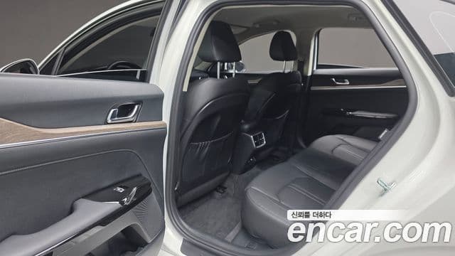 Kia K5 3세대 Noblesse, 2022 18