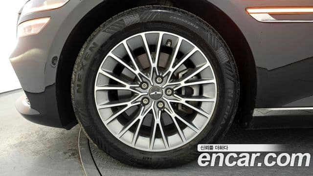 Genesis G80 (RG3) бензин 2.5 турбо AWD, 2022 все фото