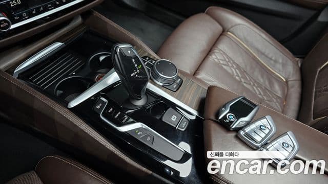 BMW 5시리즈 (G30) 530i xDrive M Sport Plus, 2017 9