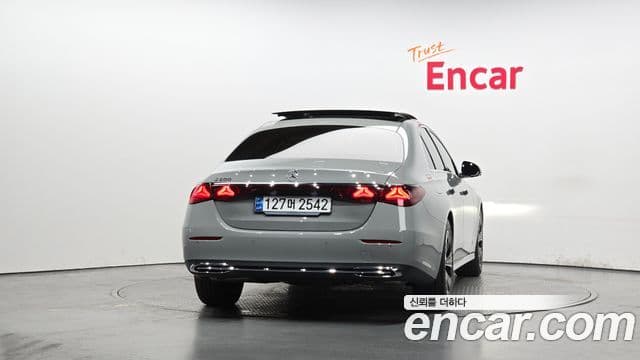 Mercedes-Benz E-класс W214 Avantgarde, 2024 4