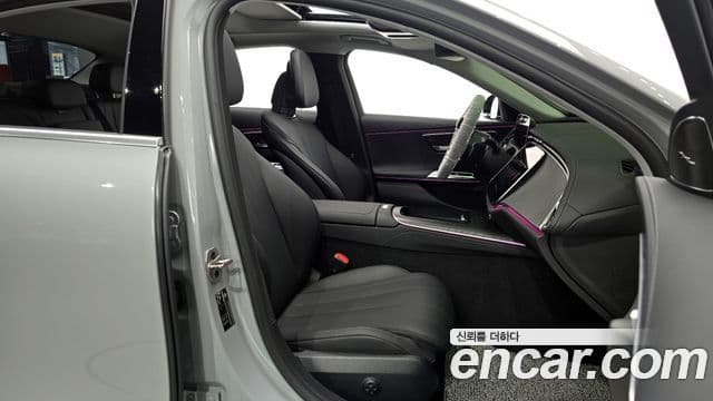 Mercedes-Benz E-класс W214 Avantgarde, 2024 10