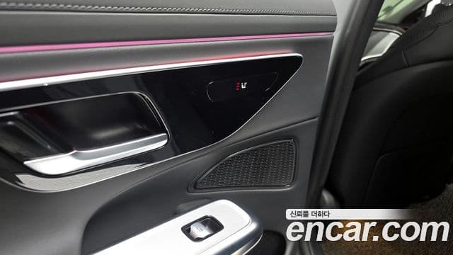 Mercedes-Benz E-класс W214 Avantgarde, 2024 19