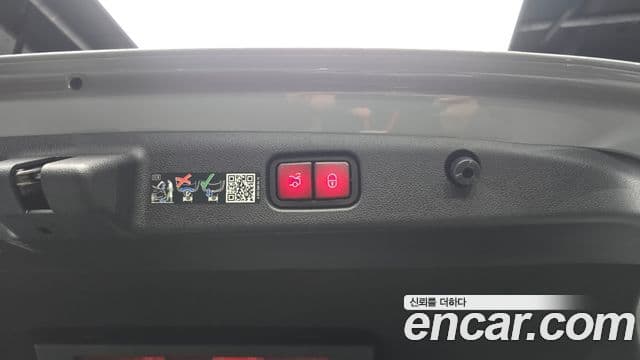 Mercedes-Benz E-класс W214 Avantgarde, 2024 20