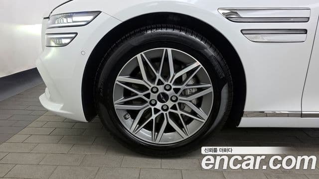 Genesis G80 (RG3) бензин 2.5 турбо 2WD, 2025 все фото