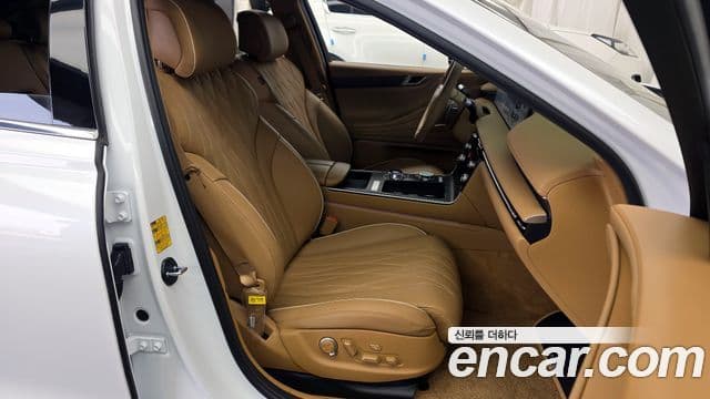 Genesis G80 (RG3) бензин 2.5 турбо 2WD, 2025 11