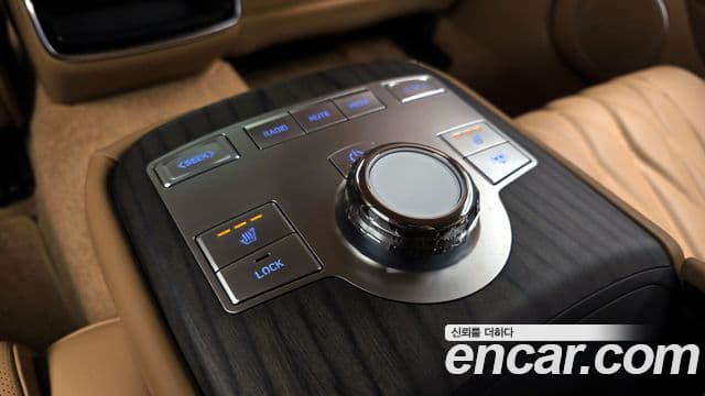 Genesis G80 (RG3) бензин 2.5 турбо 2WD, 2025 19