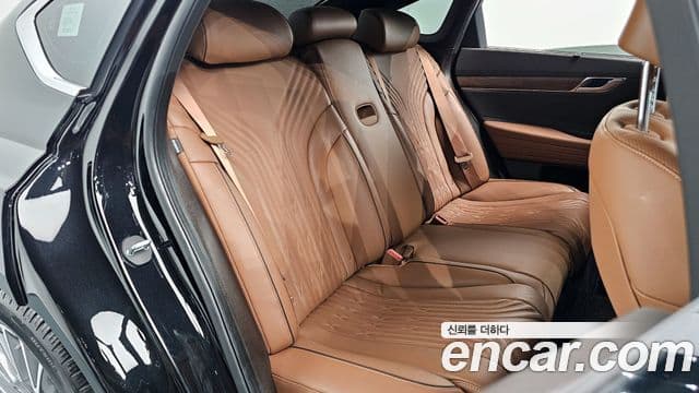 Genesis G80 (RG3) бензин 2.5 турбо AWD, 2023 12
