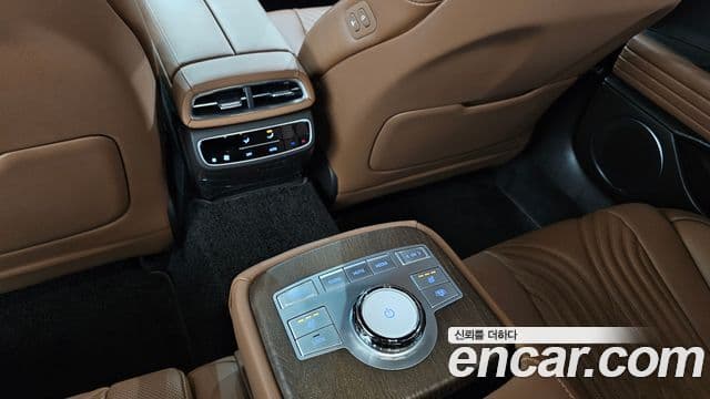 Genesis G80 (RG3) бензин 2.5 турбо AWD, 2023 18