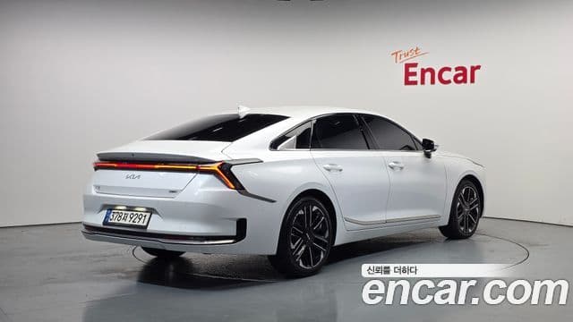 Kia The / новый New K8 гибрид Noblesse, 2025 2